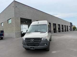2025 Mercedes-Benz Sprinter 2500 Passenger 144 WB