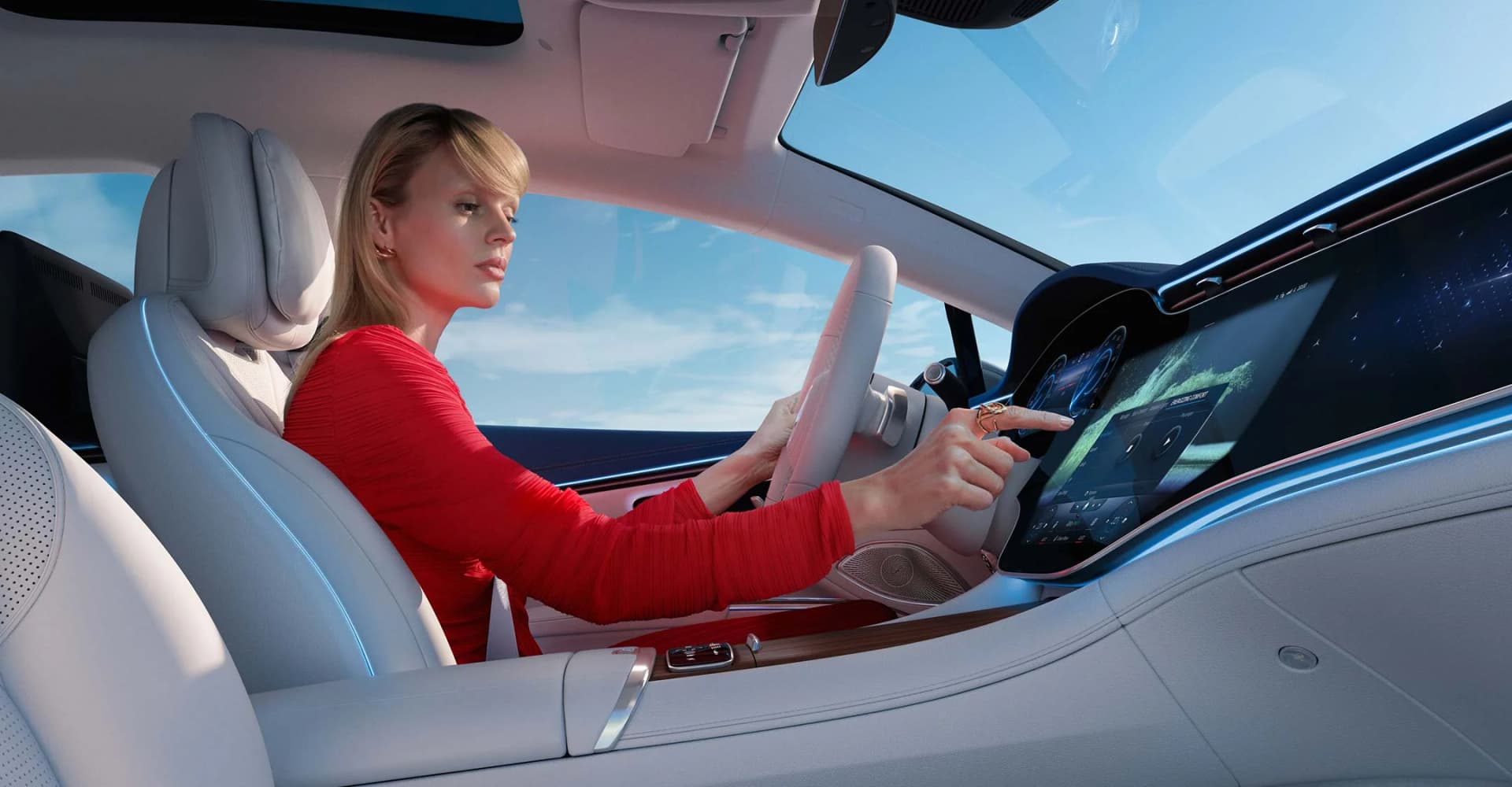 EQS interior introduction