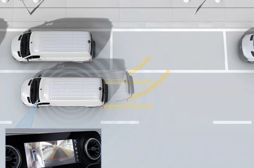 360 degree parking camera visualization