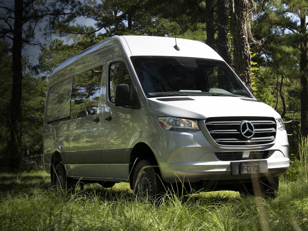 Mercedes-Benz Sprinter model hero